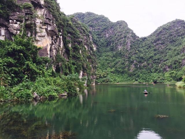 📍越南機車長征之旅/ 不一樣的北越玩法。寧平三谷湖遊湖