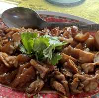 อร่อยเข้าที โกตี๋ข้าวมันไก่ไหหลำ นครสวรรค์