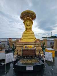 หลวงพ่อ เจ็ดกษัตริย์  เขายายเที่ยง
