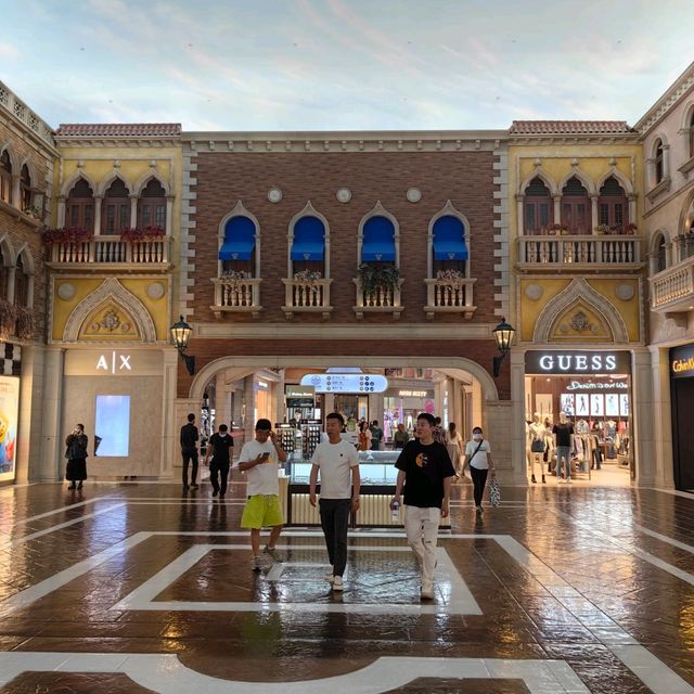 Shop till You Drop @The Venetian 