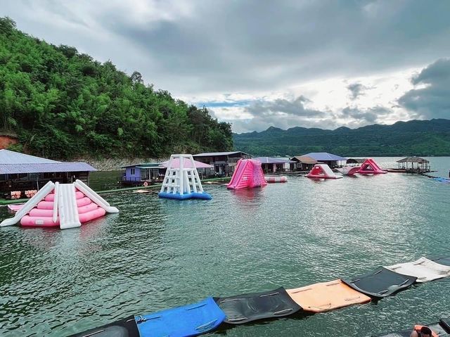 Sweet Home Floating House 