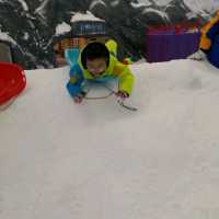 深圳觀瀾都有得玩雪 卡魯冰雪世界