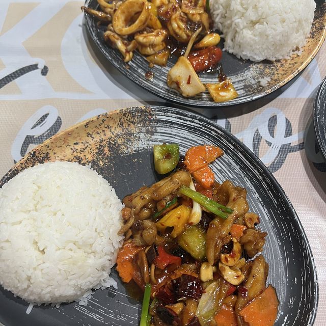 방콕에서 음식 메뉴 선택이 힘들다면 모두 여기로!!🍴✨