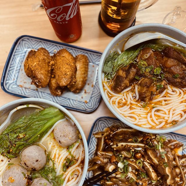 「黔滋味」：正宗當地口味，必吃的牛肉丸粉和鮑汁豬軟骨粉