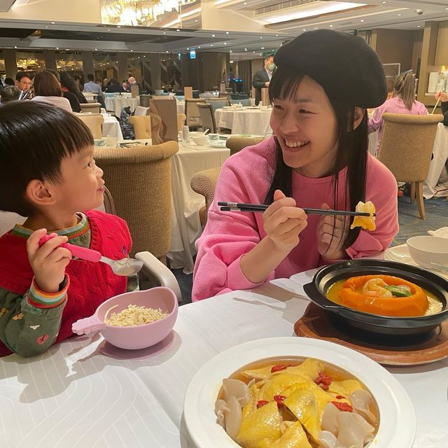 一家團圓的晚餐
