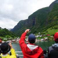 นั่งเรือชมฟยอร์ดที่ Flam, Norway