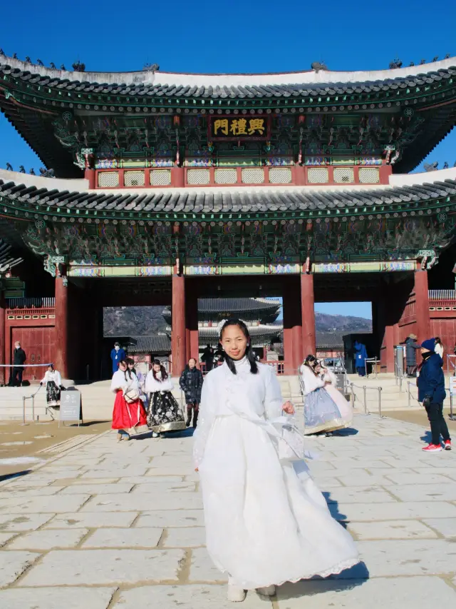 Hanbok experience in Seoul 🇰🇷