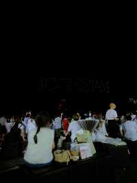 โมเม้นต์ Countdown 2024 at ICONSIAM