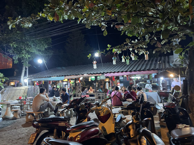 “เก๊าบ่ะต๋ากบแก้มแดง” ร้านอร่อยในเชียงใหม่