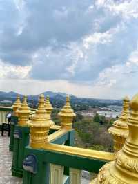 มหาธาตุเจดีย์มิ่งโมลี จ.ชลบุรี 