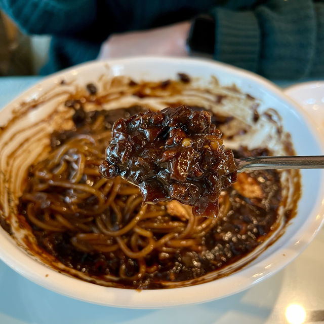 우렁이가 한가득 들어간 짬뽕 맛집, 강정중국집!