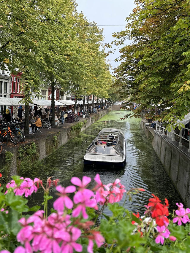 Delft Vlooienmarkt - Saturday flea market