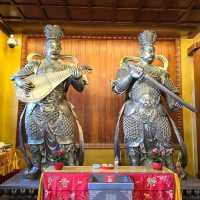 Jing An Temple วัดเก่าแก่ใจกลางเซี่ยงไฮ้