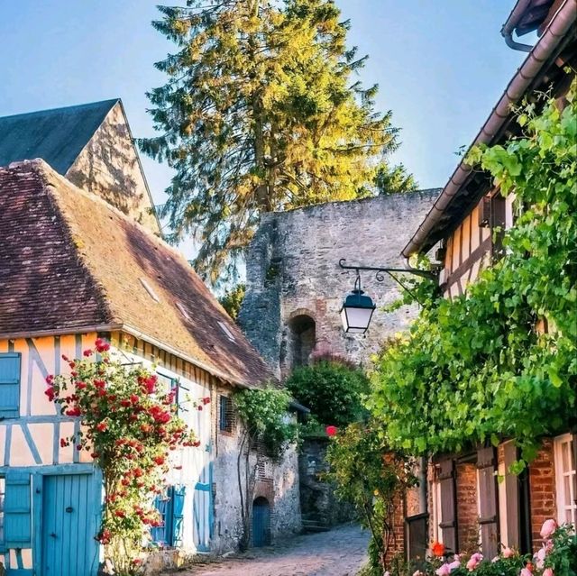 Gerberoy, a charming medieval village