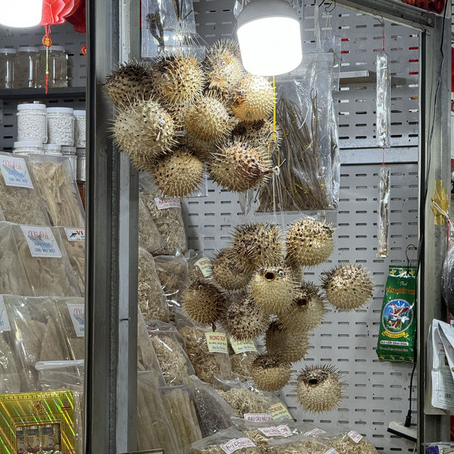 ตลาด Dam Market (Chợ Đầm)
