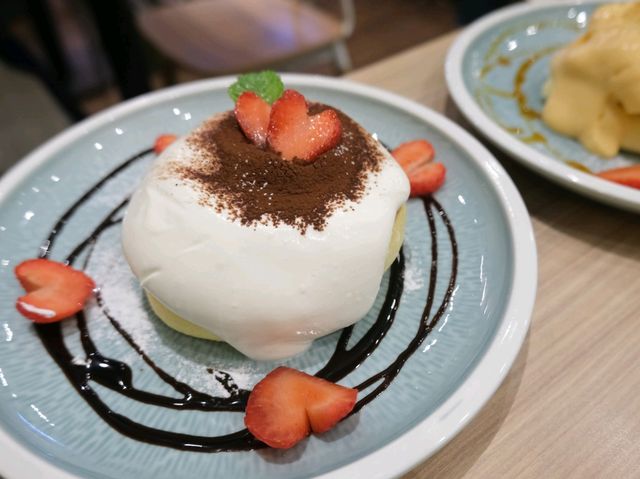 超抵食鬆鬆梳乎厘鬆餅二人餐
