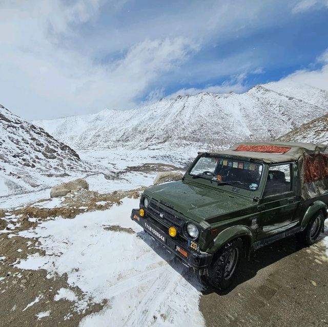 Chang La Pass