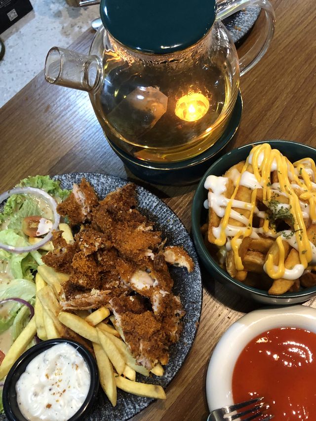 GOOD FOOD IS A GOOD MOOD! GOOD FOOD IS A GOOD MOOD!
