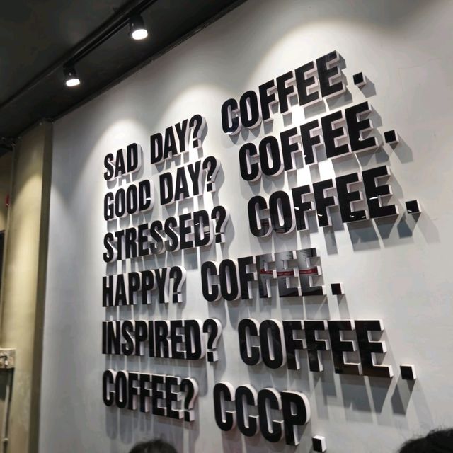 베트남 여행 나트랑 카페 CCCP COFFEE HỒNG BÀNG