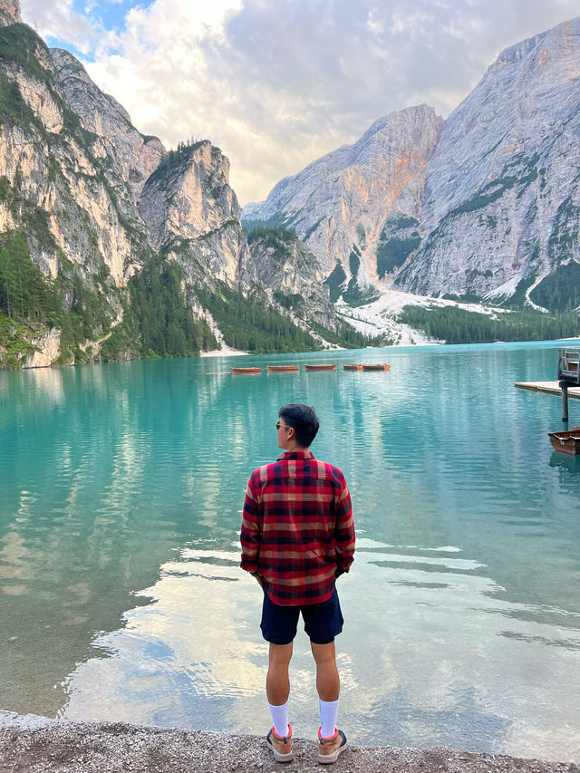 2 ทะเลสาบแห่งเทือกเขา Dolomites อิตาลี