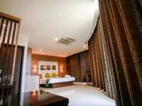 The One Hotel