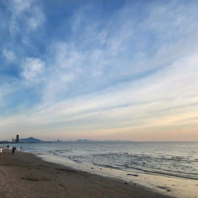 หาดบางแสน 