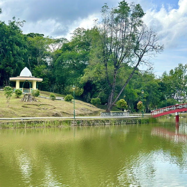 Reservoir Park in Kuching: A Green Haven for Everyone