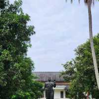 พระราชวังหลวงพระบาง หรือ หอพระบาง สปป.ลาว