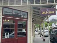Charming quirky gold rush town! 
