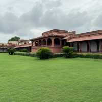 Royalty of Taj Mahal & Fatehpur Sikri