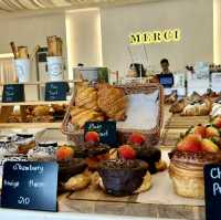 ~MERCI~Cebu のおしゃれベーカリーカフェ