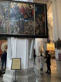 St. Mary’s Basilica: An Artistic Marvel in Gdańsk