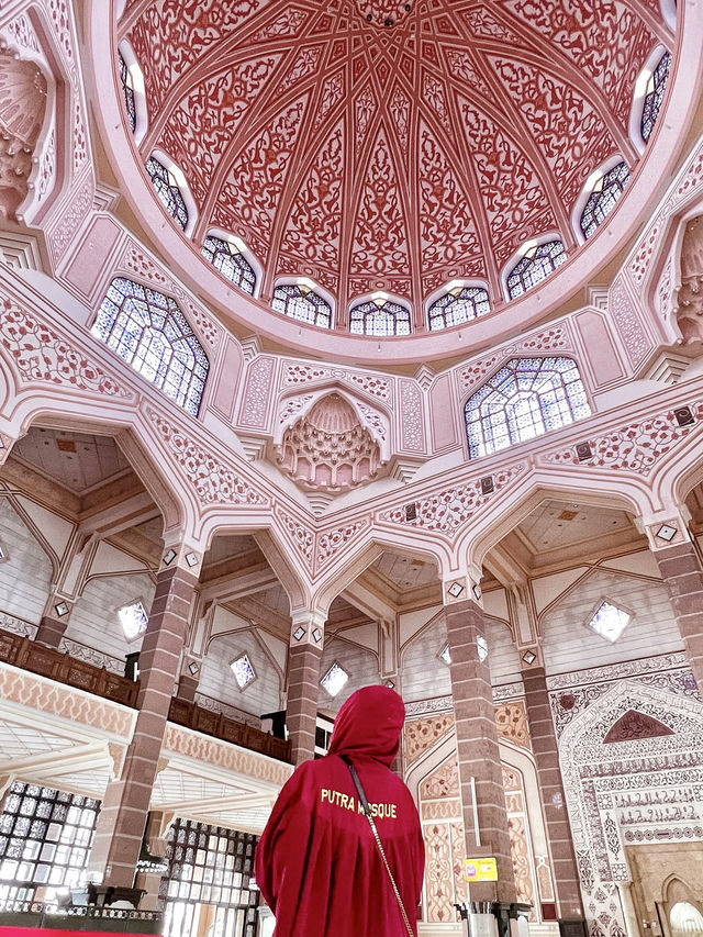 Beautiful Pink Mosque🩷