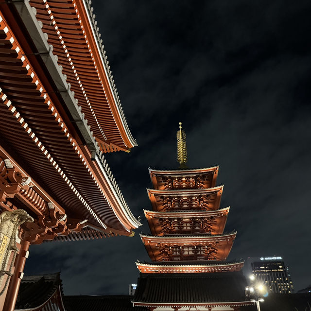 淺草寺：日與夜的心靈之旅✨🏯