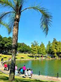 🌊 珠海海濱公園：悠閒漫步的城市綠洲 🌿