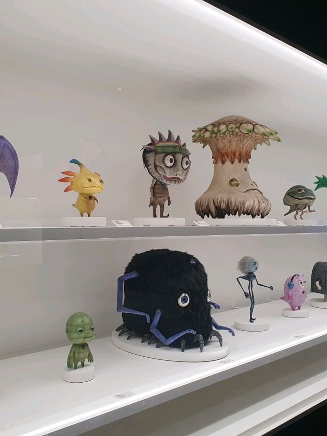 부산시립미술관의 감각적인 와이어 아트✨ 현대미술 감상 필수 코스!