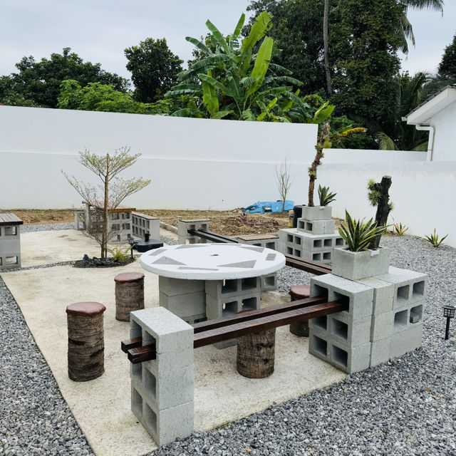 A Minimalist Gem in Malaysia – La Vida Café