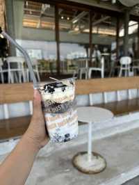 Dusk Cafe คาเฟ่ริมแม่น้ำสายบุรี