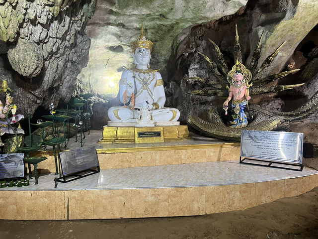 🙏🏽 วัดถ้ำเชียงดาว จ.เชียงใหม่ 🙏🏽