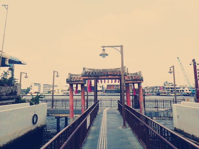 泰國曼谷市中心湄南河畔的華人文化古跡寺廟景點：建安宮，適合拍照📸打卡