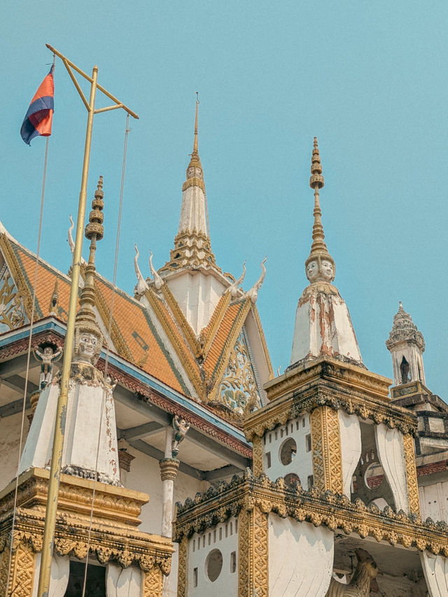 🇰🇭 A Week in Phnom Penh: A City That Doesn’t Try to Impress but Stays in Your Mind 🌆  