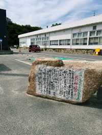 潮が引くたび、奇跡の道が現れる⛅✨