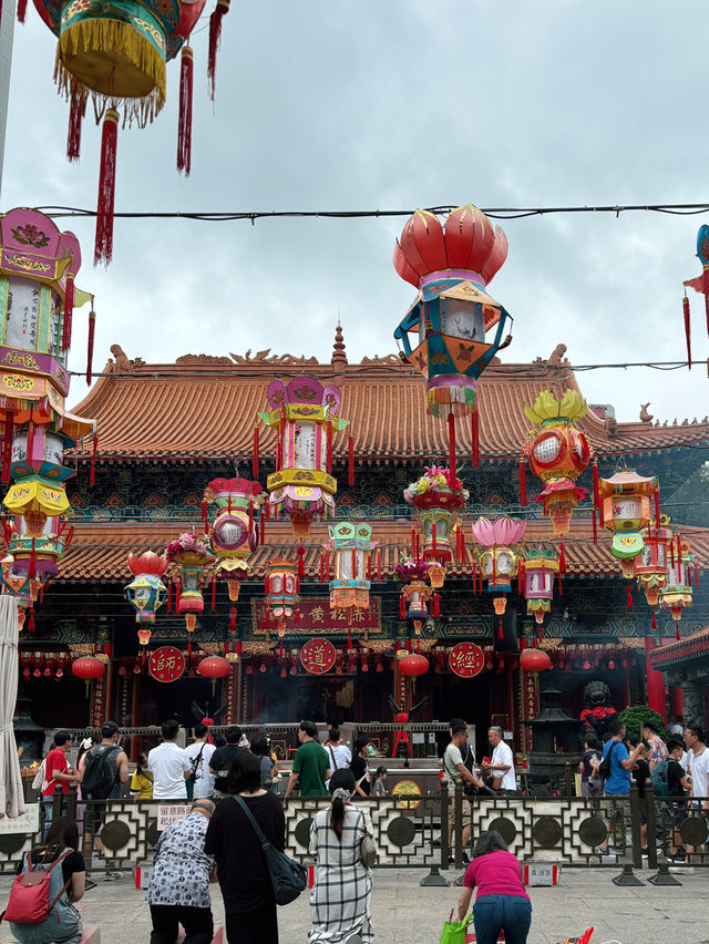 Wong Tai Sin Temple