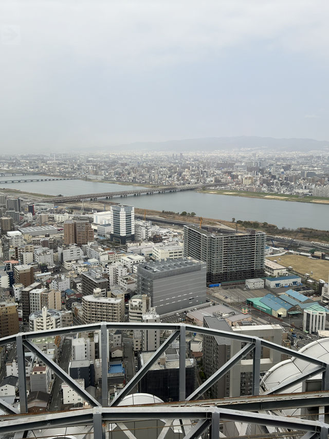  新梅田城：大阪的空中花園 🌸