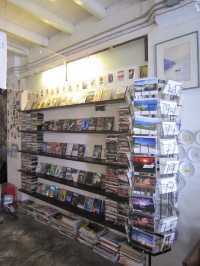 ร้านหนัง(สือ) ๒๕๒๑ กาแฟภูเก็ต 📚