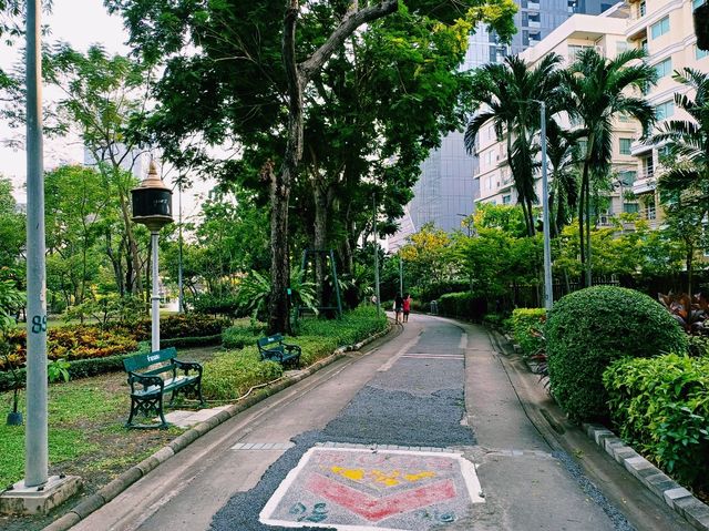 泰國曼谷市中心城市綠洲湖泊公園免稅店一日遊行程，適合休閒逛街打卡拍照📸