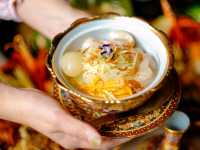 ร้านอาหารไทยต้นตำหรับแท้ๆ ที่เรือนนพเก้า