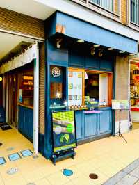【神奈川県/鎌倉　護摩あんを抹茶パンケーキ生地に包んで焼いた”鎌倉焼き”】