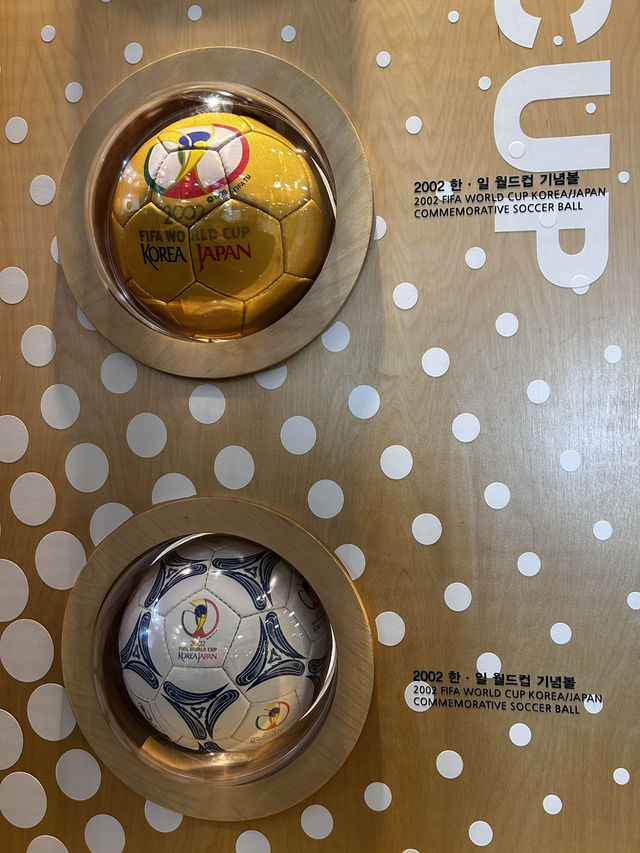 2002공 하나에 담긴 축구 역사를 체험할수 있는 공인구 특별전🇰🇷