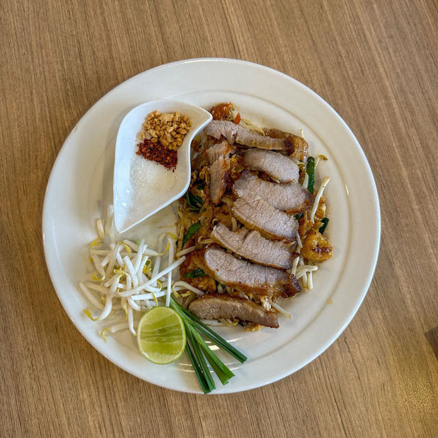 คาเฟ่☕️กึ่งร้านอาหาร ในบ้าน จังหวัดนครปฐม